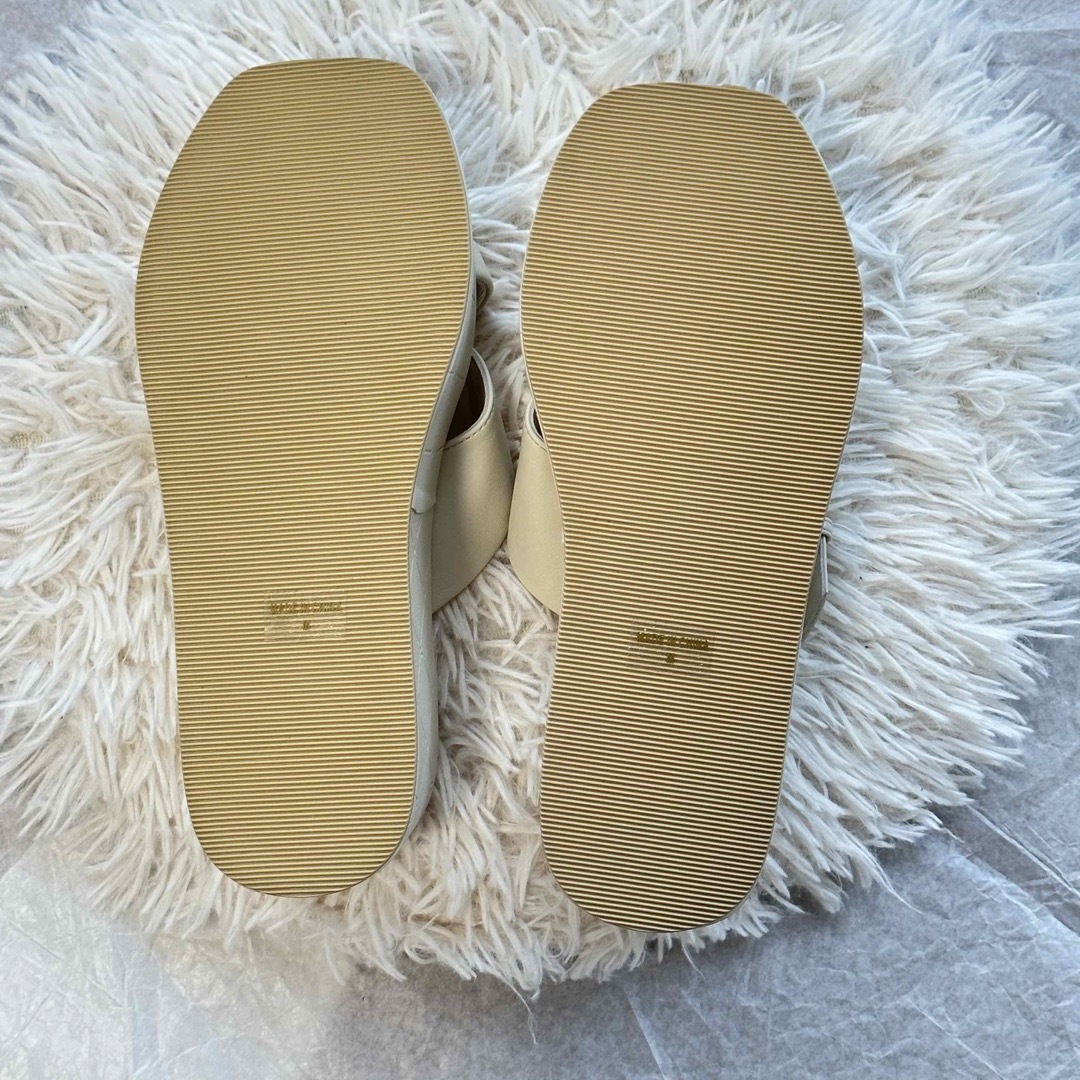 Riu Embossed sole sandals  ロゴサンダル　Rちゃん 8