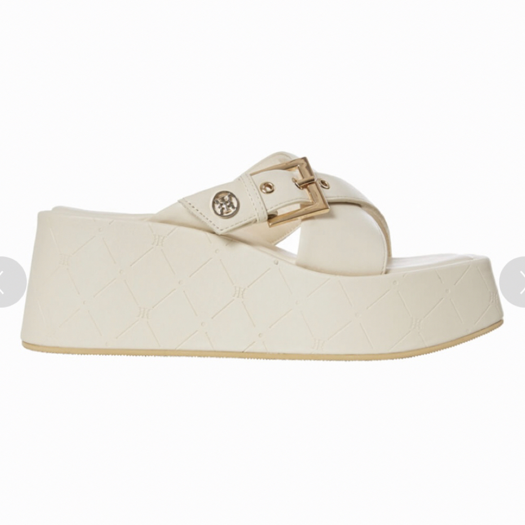 Riu Embossed sole sandals  ロゴサンダル　Rちゃん 4