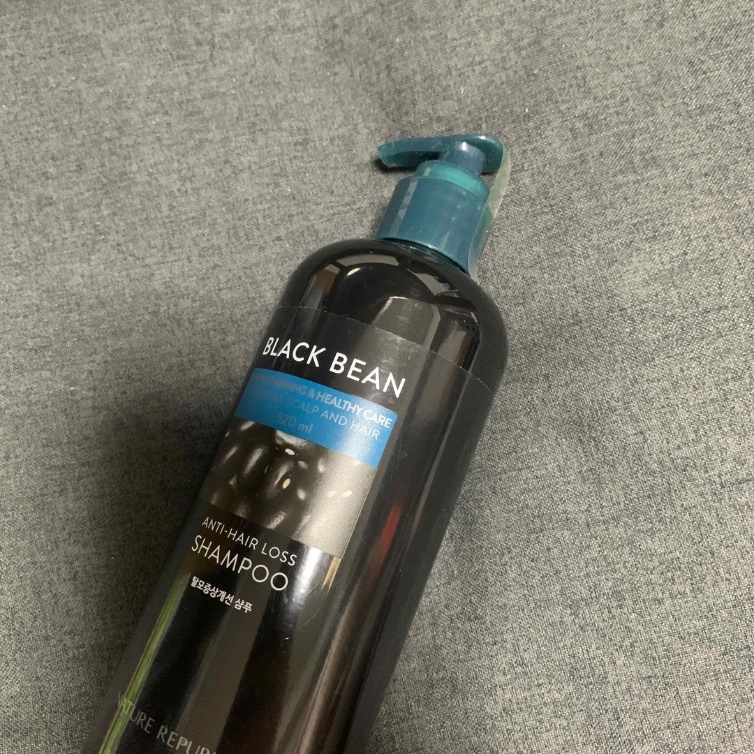 ブラックビーンシャンプー(520ml) コスメ/美容のヘアケア/スタイリング(シャンプー)の商品写真