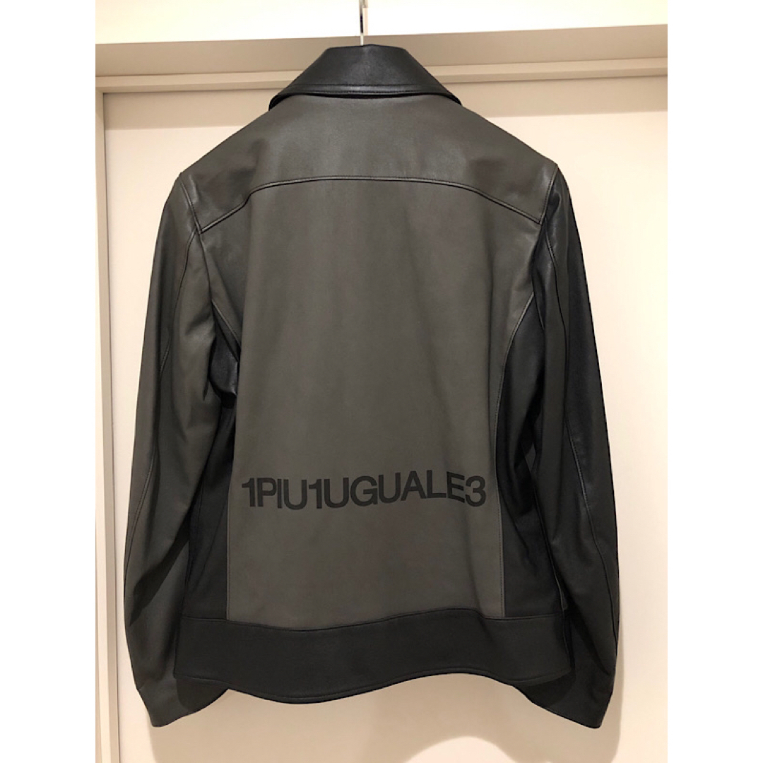 新品1PIU1UGUALE3定価30万ストレッチラムCRAZYシングルライダース