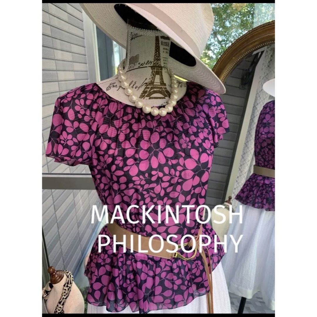 MACKINTOSH PHILOSOPHY(マッキントッシュフィロソフィー)の綺麗なお姉さんのマッキントッシュフィロソフィー涼しげなトップス レディースのトップス(シャツ/ブラウス(半袖/袖なし))の商品写真