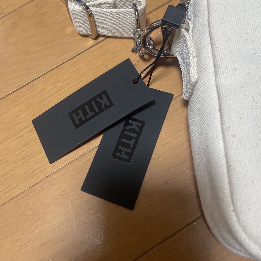 KITH(キス)のkithショルダーバック メンズのバッグ(ショルダーバッグ)の商品写真