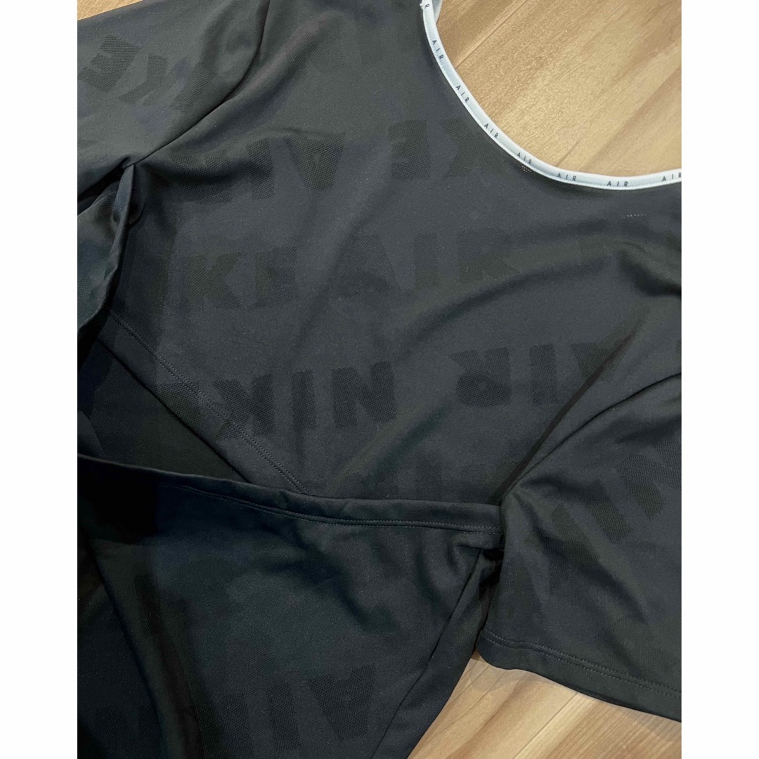 NIKE(ナイキ)のNIKE  AIR ウェア　Tシャツ　Vネック　ヨガ　スポーツ　ランニング スポーツ/アウトドアのランニング(ウェア)の商品写真