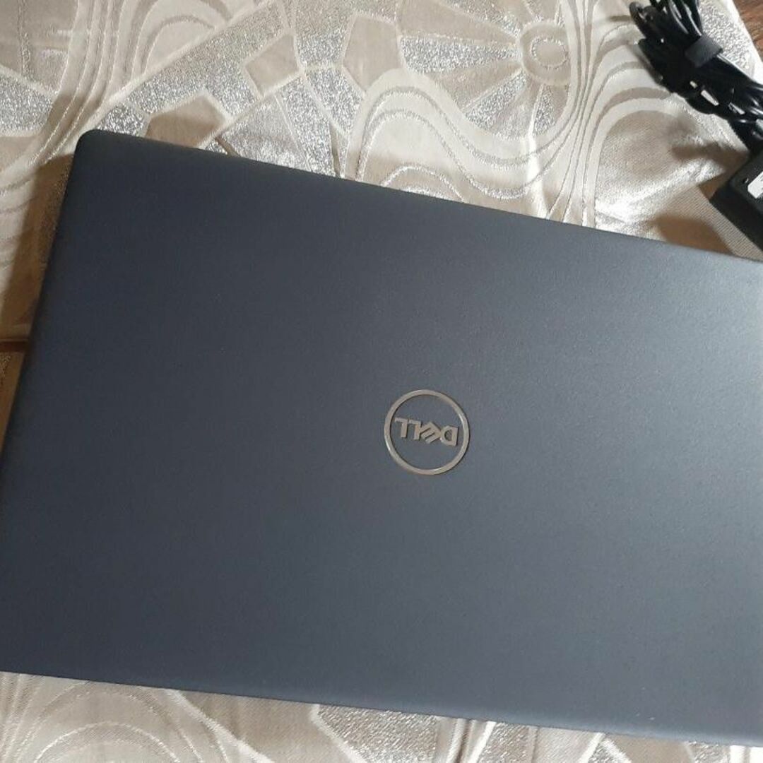 DELL 3510 10世代 i5 10210U 256G/SSD 8G FHD 9