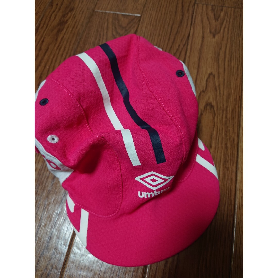 UMBRO(アンブロ)のumbro　サッカー練習用帽子 スポーツ/アウトドアのサッカー/フットサル(その他)の商品写真