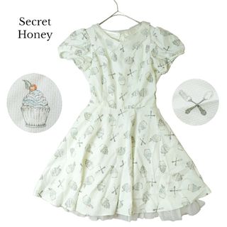 シークレットハニー(Secret Honey)の良品 Secret Honey 膝丈ワンピース カップケーキ柄 半袖 Aライン(ひざ丈ワンピース)