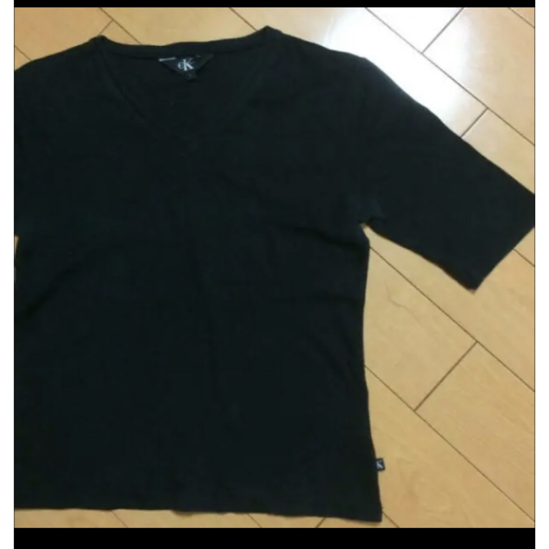 Calvin Klein(カルバンクライン)のカルバンクラインVネックコットンT メンズのトップス(Tシャツ/カットソー(半袖/袖なし))の商品写真