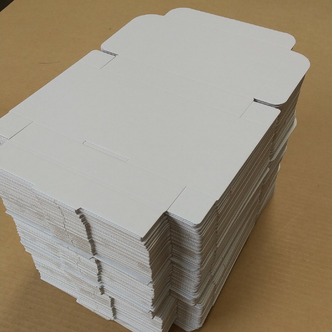 新品未使用 300枚 小型ダンボール箱 ゆうパケット 定形外郵便(規格内) 対応