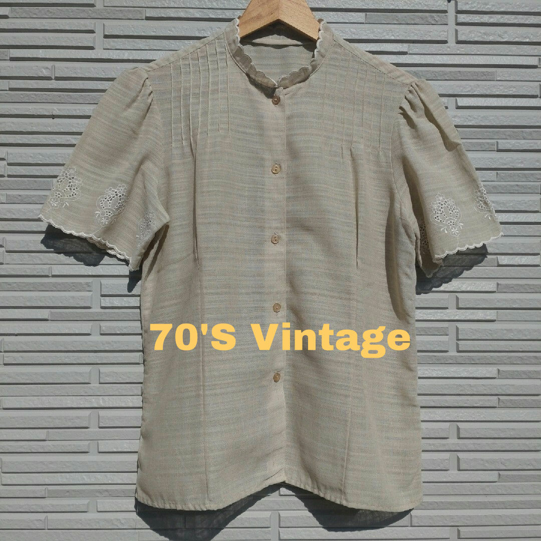 BEAMS BOY(ビームスボーイ)の【70'S・Vintage】STAND COLLAR SHORT SLEEVE レディースのトップス(シャツ/ブラウス(半袖/袖なし))の商品写真