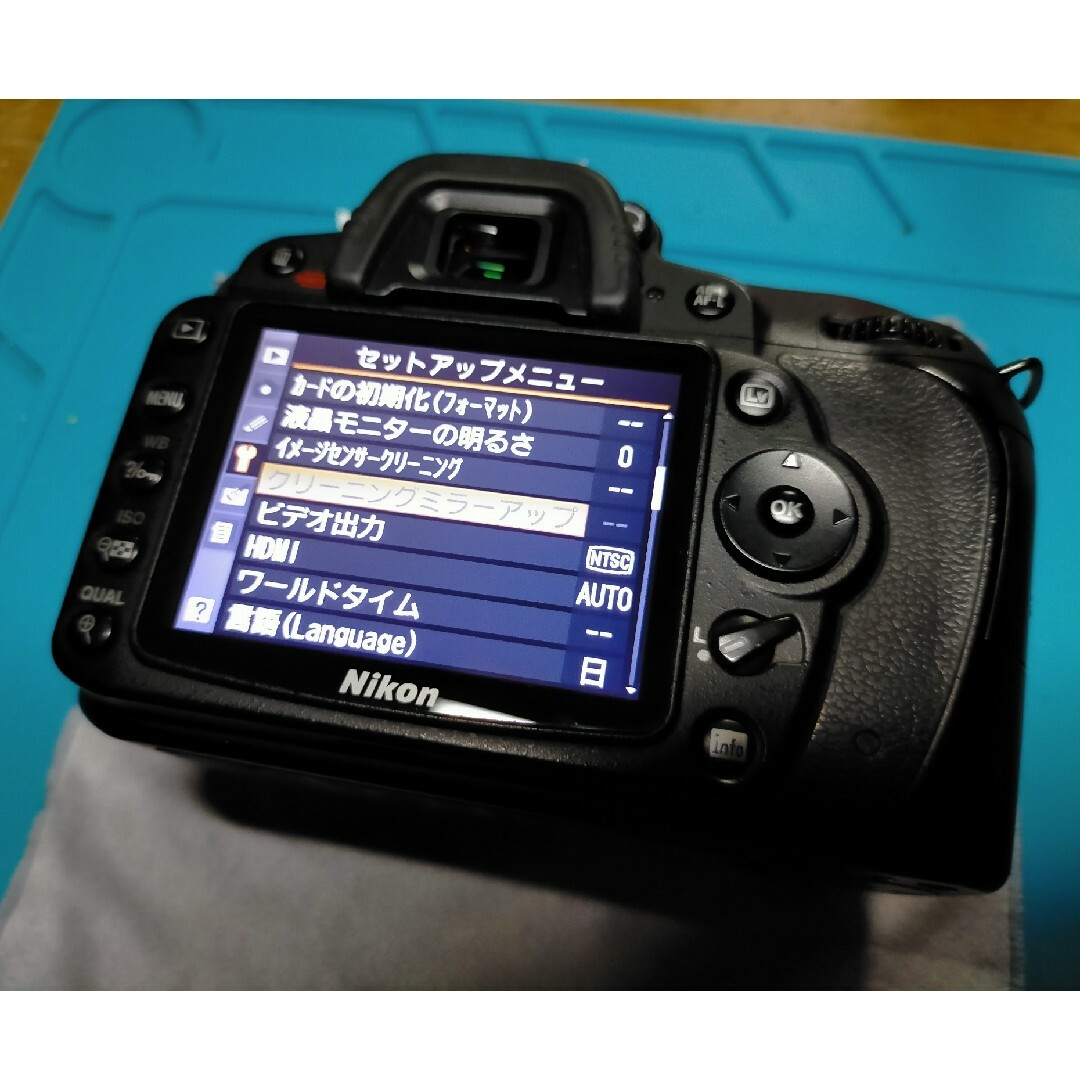 Nikon(ニコン)のNIKON D90 デジタル一眼レフカメラ スマホ/家電/カメラのカメラ(デジタル一眼)の商品写真