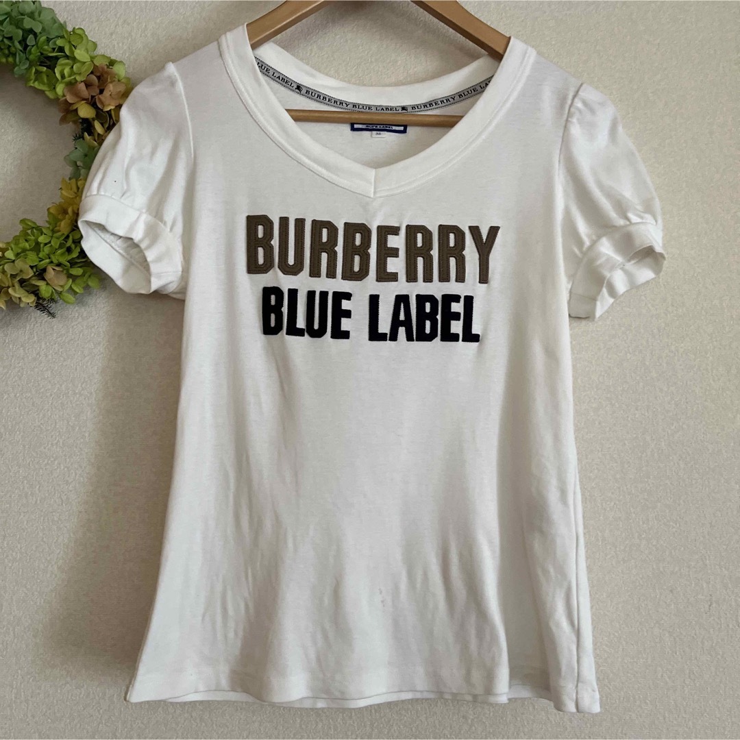 BURBERRY BLUE LABEL(バーバリーブルーレーベル)のバーバリーブルーレーベル　ロゴTシャツ　ホワイト　M レディースのトップス(Tシャツ(半袖/袖なし))の商品写真