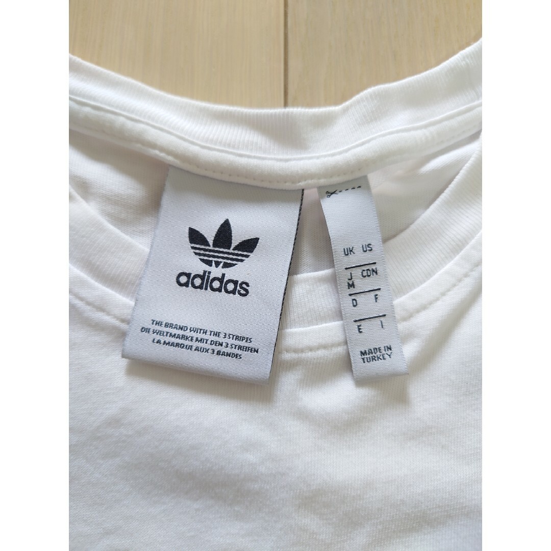 adidas(アディダス)の⑳アディダススポーツ　Ｔシャツ レディースのトップス(Tシャツ(半袖/袖なし))の商品写真