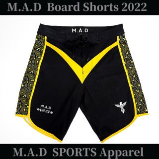 M.A.D BOARD SHORTS 2022 BLACK GOLD(ショートパンツ)