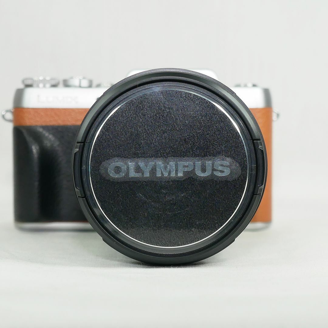 OLYMPUS(オリンパス)のOLYMPUS M.ZUIKO 40-150mm シルバー 望遠ズームレンズ スマホ/家電/カメラのカメラ(レンズ(ズーム))の商品写真