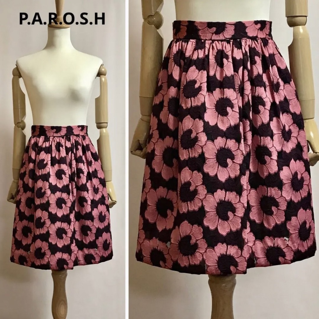 P.A.R.O.S.H ふくれ織り花柄ギャザースカート レディースのスカート(ひざ丈スカート)の商品写真