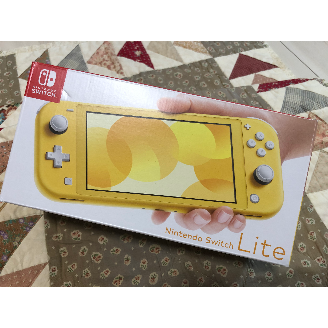 新品未使用　Nintendo Switch lite ニンテンドースイッチ