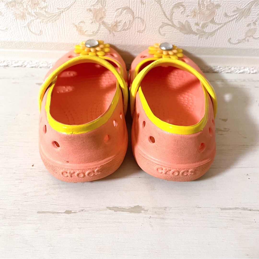 crocs(クロックス)のcrocs クロックス　2個セット　こども　サンダル　夏 キッズ/ベビー/マタニティのベビー靴/シューズ(~14cm)(サンダル)の商品写真