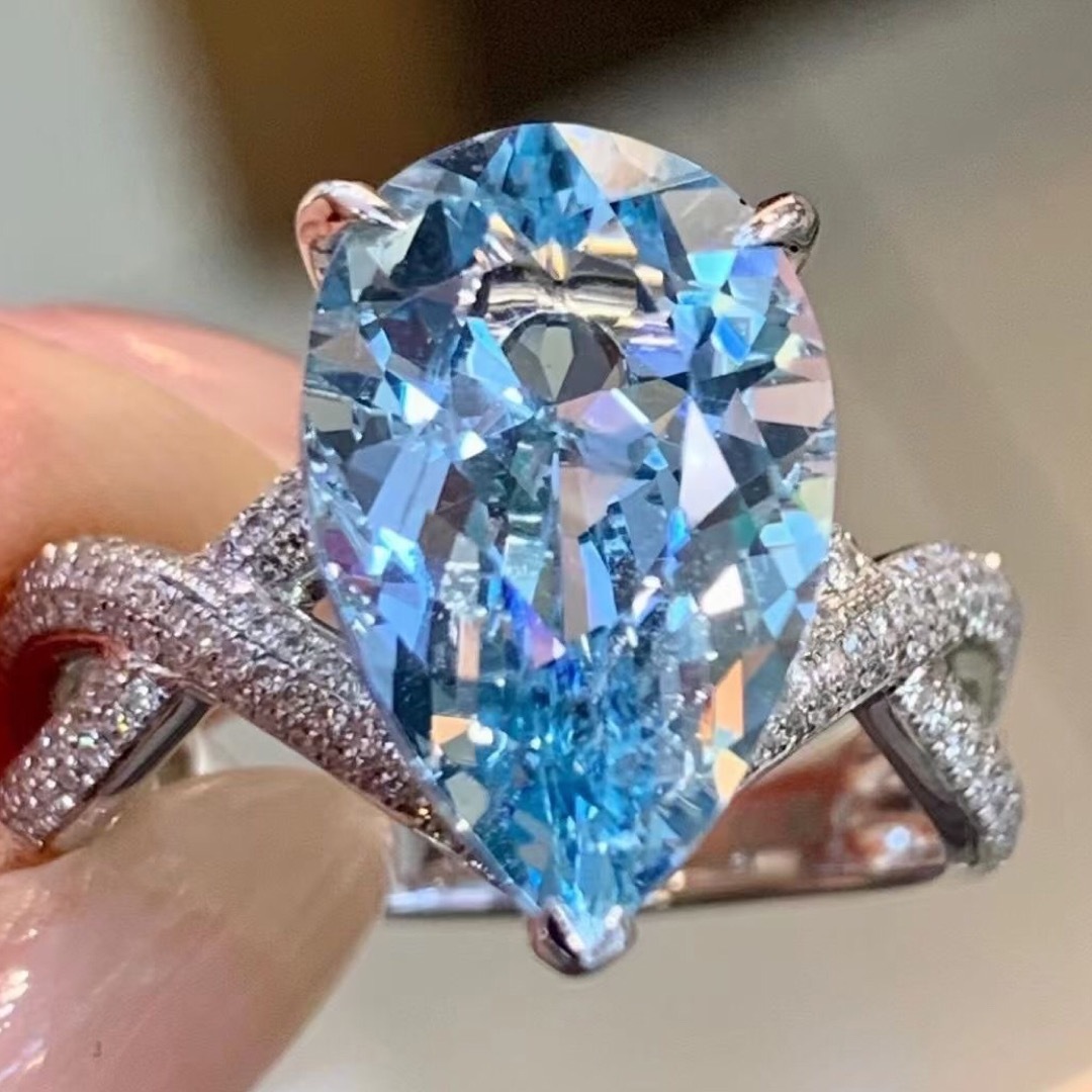 天然アクアマリン ダイヤ リング4.8ct k18 ¥の通販 by Rui｜ラクマ