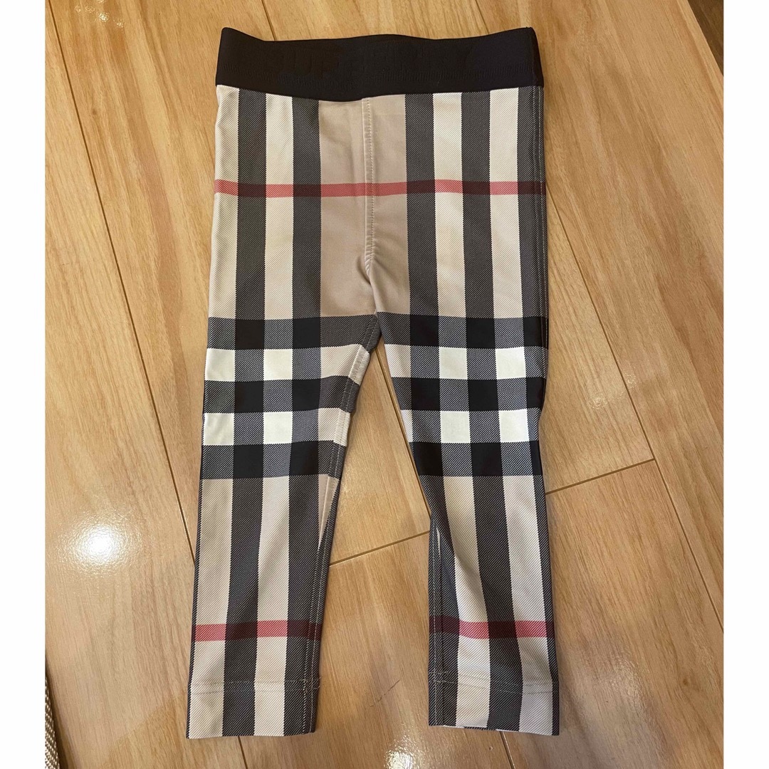 BURBERRY(バーバリー)のレギンス キッズ/ベビー/マタニティのキッズ服女の子用(90cm~)(パンツ/スパッツ)の商品写真