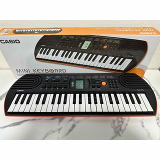 カシオ(CASIO)の【本体ほぼ未使用】 CASIO 44ミニ鍵盤 電子キーボード SA-76(電子ピアノ)