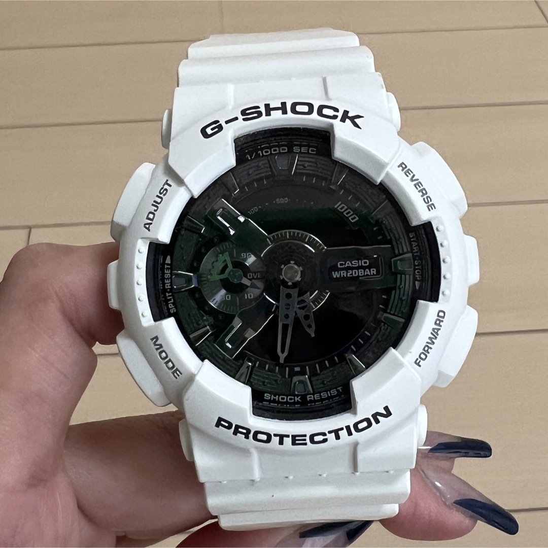 【最終値下げ】カシオ G-SHOCK  GA-110GW ホワイト x ブラック