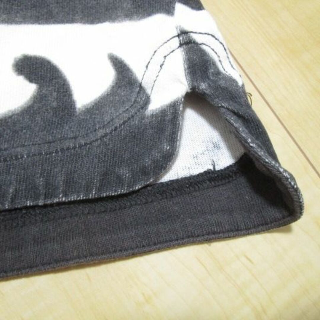 TSUMORI CHISATO(ツモリチサト)のツモリチサト TSUMORI CHISATO　ボーダーカットソー メンズのトップス(Tシャツ/カットソー(七分/長袖))の商品写真