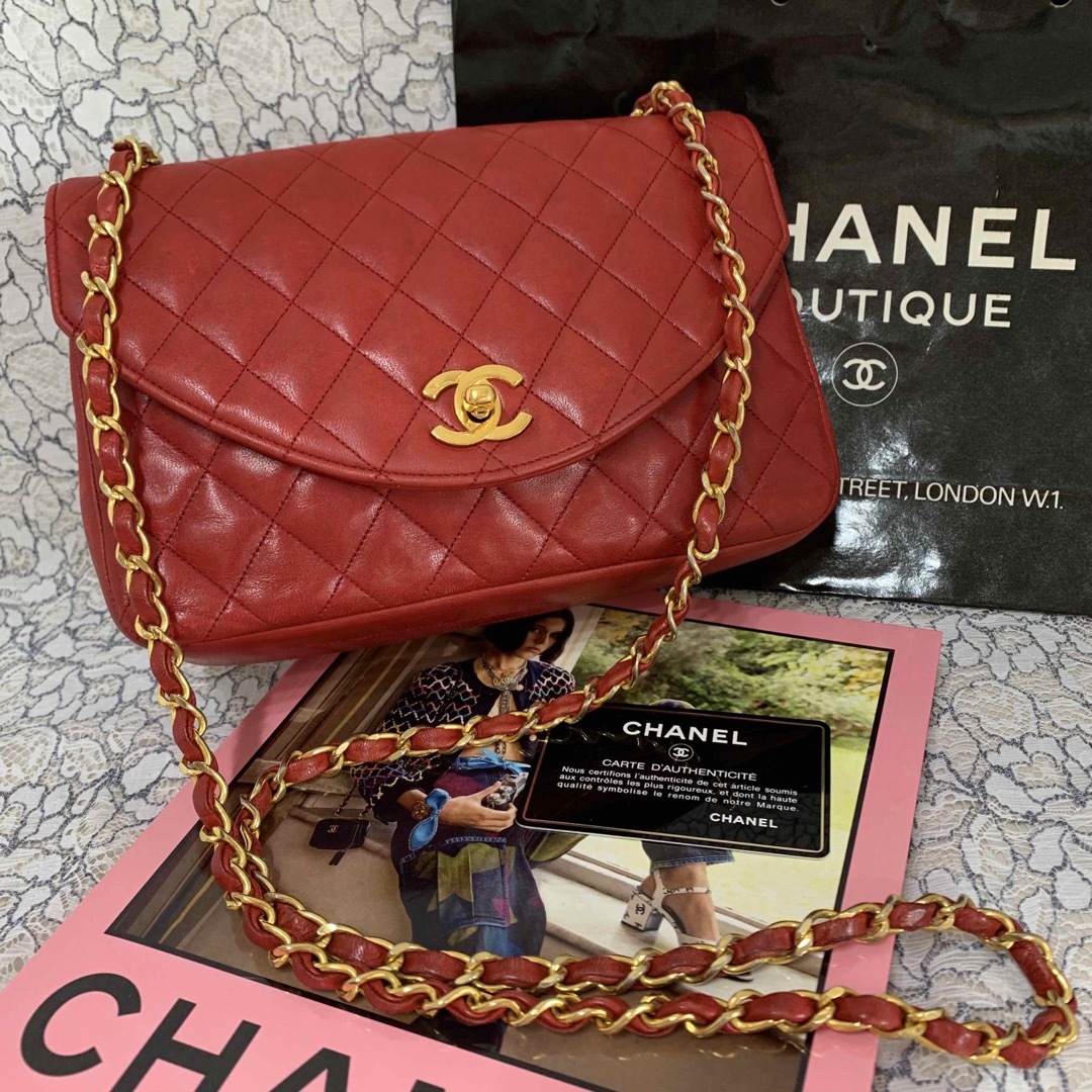 ハンドバッグ美品♡CHANEL 可愛い赤♡マトラッセ チェーンショルダーバッグ