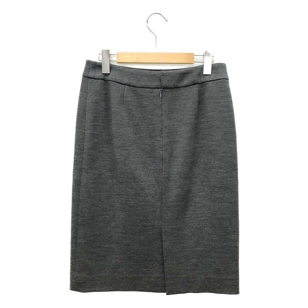 在庫有】 極美品 レオナール ニット 膝下スカート ブランドロゴ入り 在庫有】 極美品 レオナール ニット 膝下スカート ブランドロゴ入り