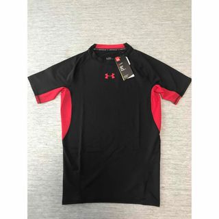 アンダーアーマー(UNDER ARMOUR)のアンダーアーマー  コンプレショッンシャツ　黒×赤(Tシャツ/カットソー(半袖/袖なし))