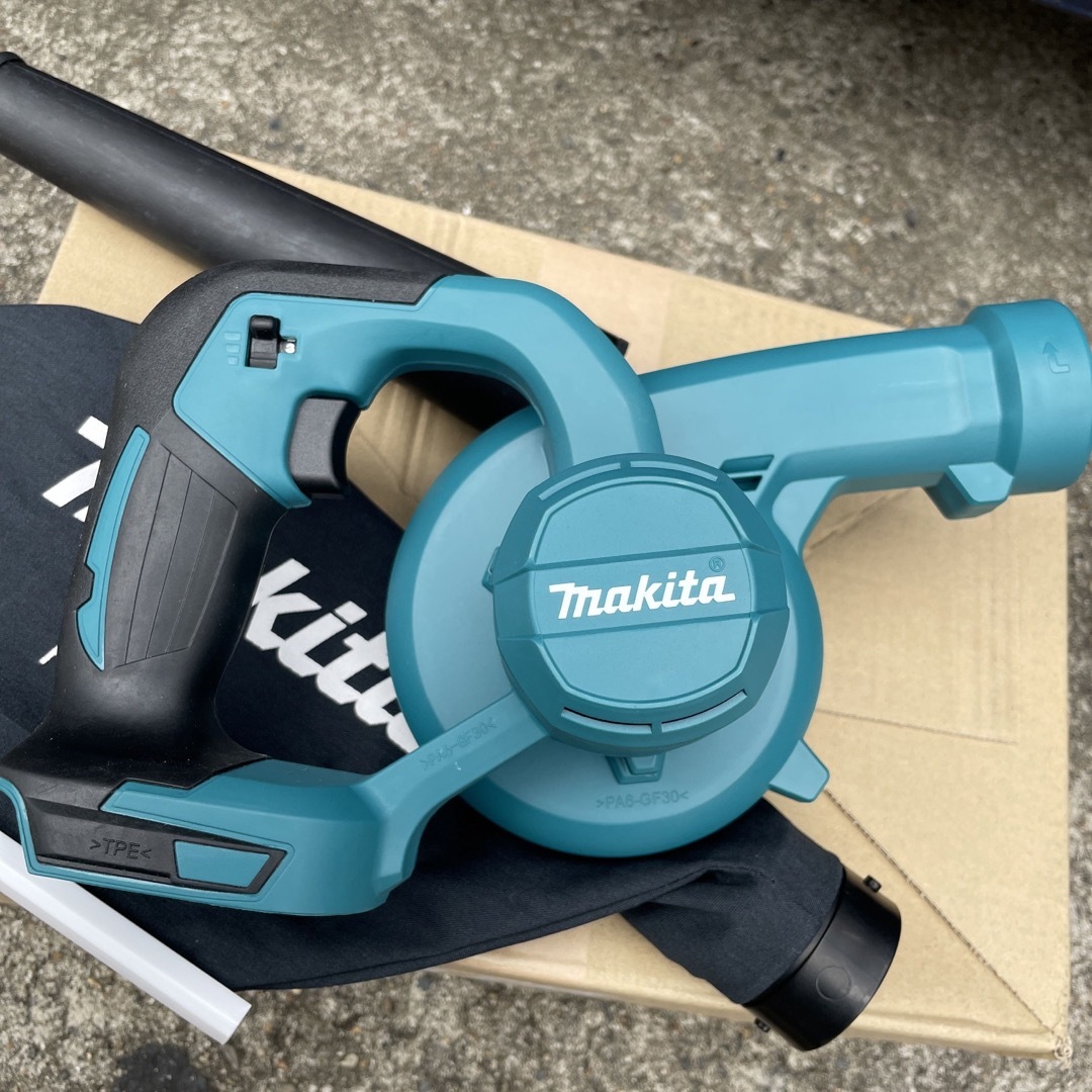 Makita(マキタ)のマキタ 未使用訳有　UB185DZ 充電式ブロワ　 スポーツ/アウトドアの自転車(工具/メンテナンス)の商品写真