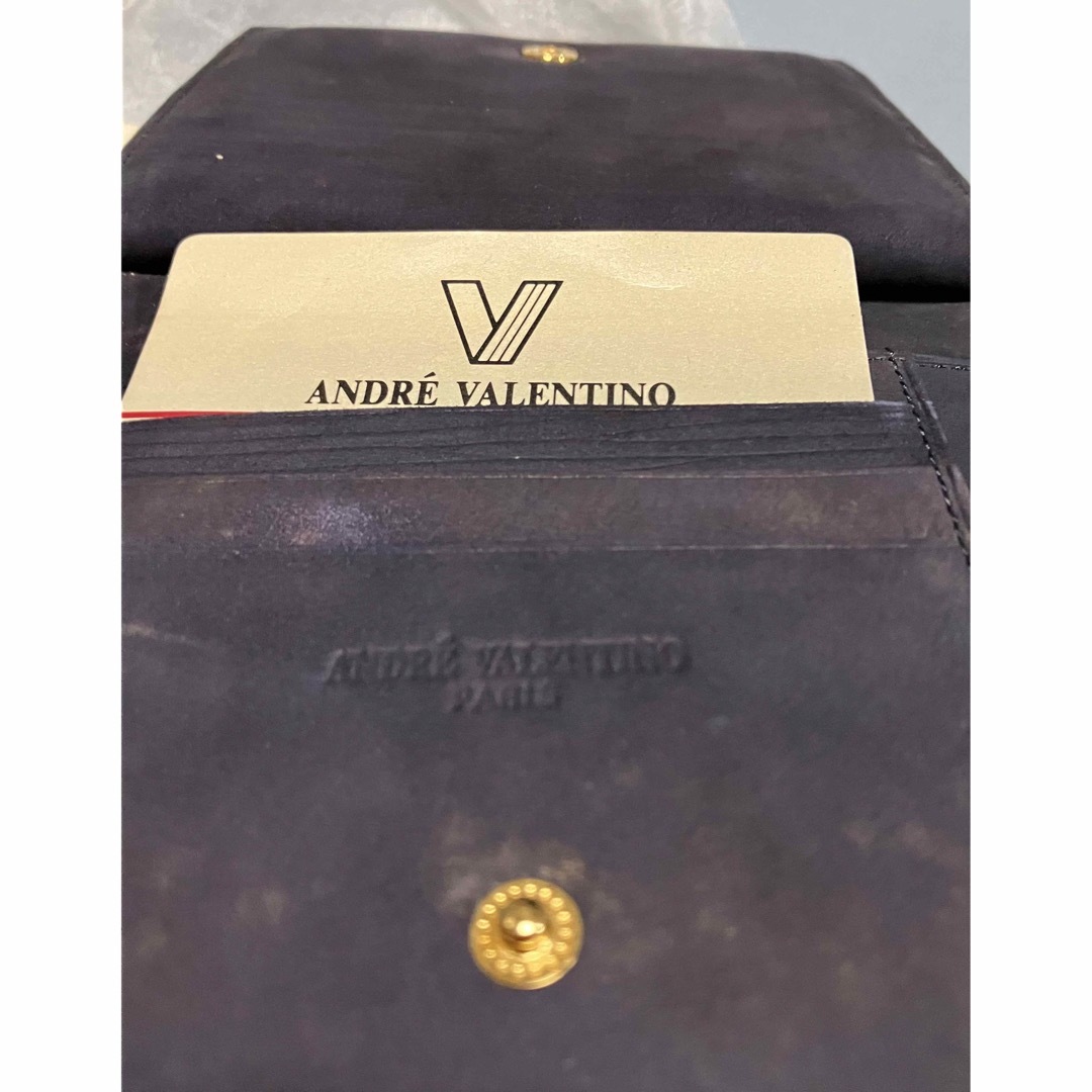アンドレバレンティノ　牛革　二つ折り財布　新品タグ付 レディースのファッション小物(財布)の商品写真