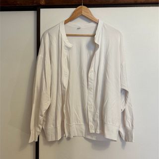 ユニクロ(UNIQLO)のユニクロ　カーディガン(カーディガン)