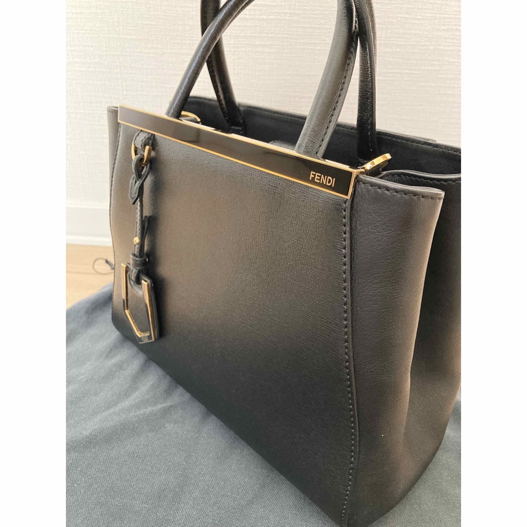 美品　FENDI プチトゥージュール　黒