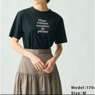 プラステ(PLST)のコットンレタードプリントTシャツ【ブラック】(Tシャツ(半袖/袖なし))