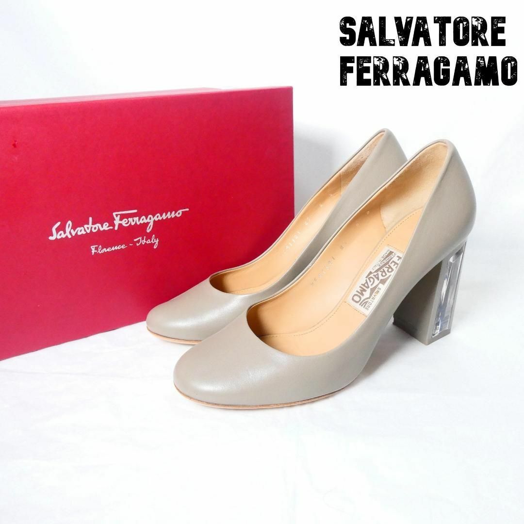 極美品 Salvatore Ferragamo チャンキーヒール パンプス