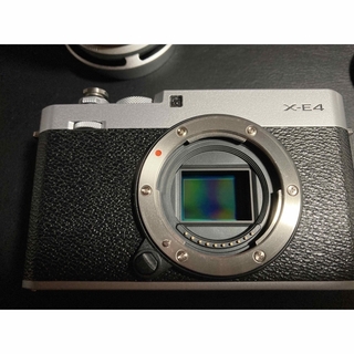 富士フイルム - FUJIFILM ミラーレスカメラ X-A5 レンズキット 
