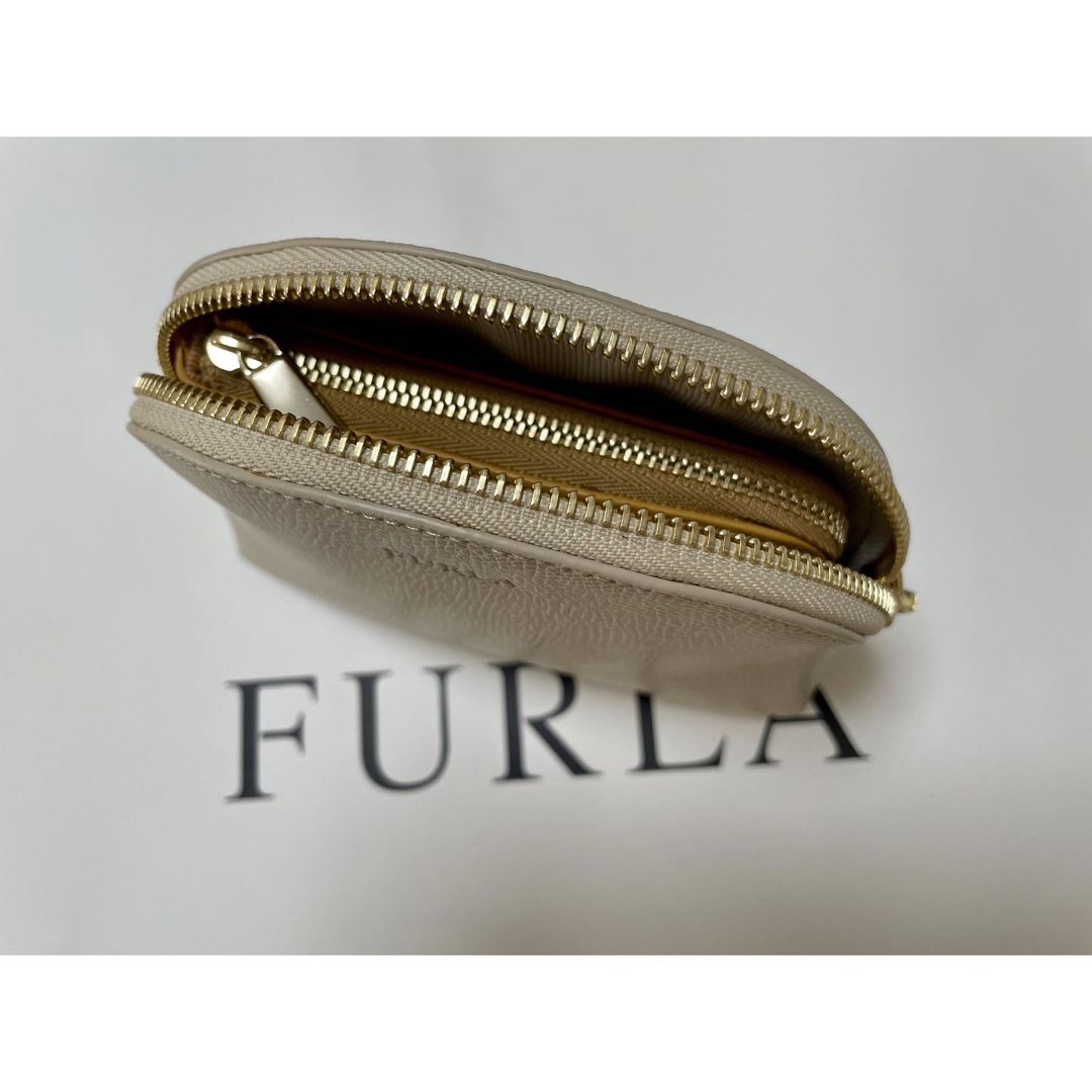 Furla(フルラ)のTNK様専用【新品未使用】FURLA フルラ　ポーチ レディースのファッション小物(ポーチ)の商品写真