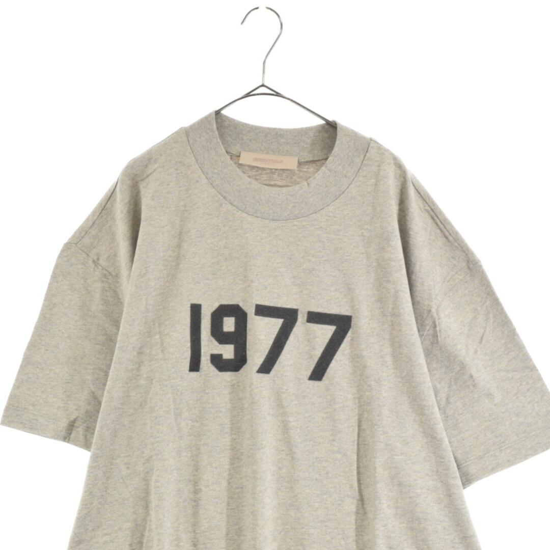 【SALE中！】エッセンシャルズ Tシャツ Lサイズ 1977 ロゴ ホワイト.