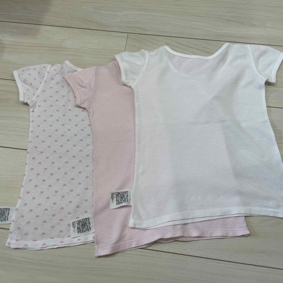 UNIQLO(ユニクロ)のUNIQLO 100㎝　メッシュ肌着3枚セット キッズ/ベビー/マタニティのキッズ服女の子用(90cm~)(下着)の商品写真