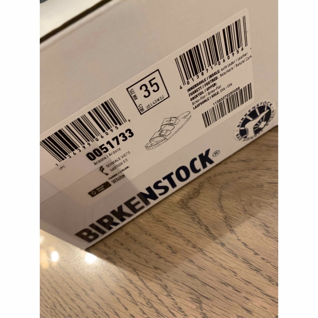 BIRKENSTOCK(ビルケンシュトック)のビルケン　ホワイトサンダル レディースの靴/シューズ(サンダル)の商品写真