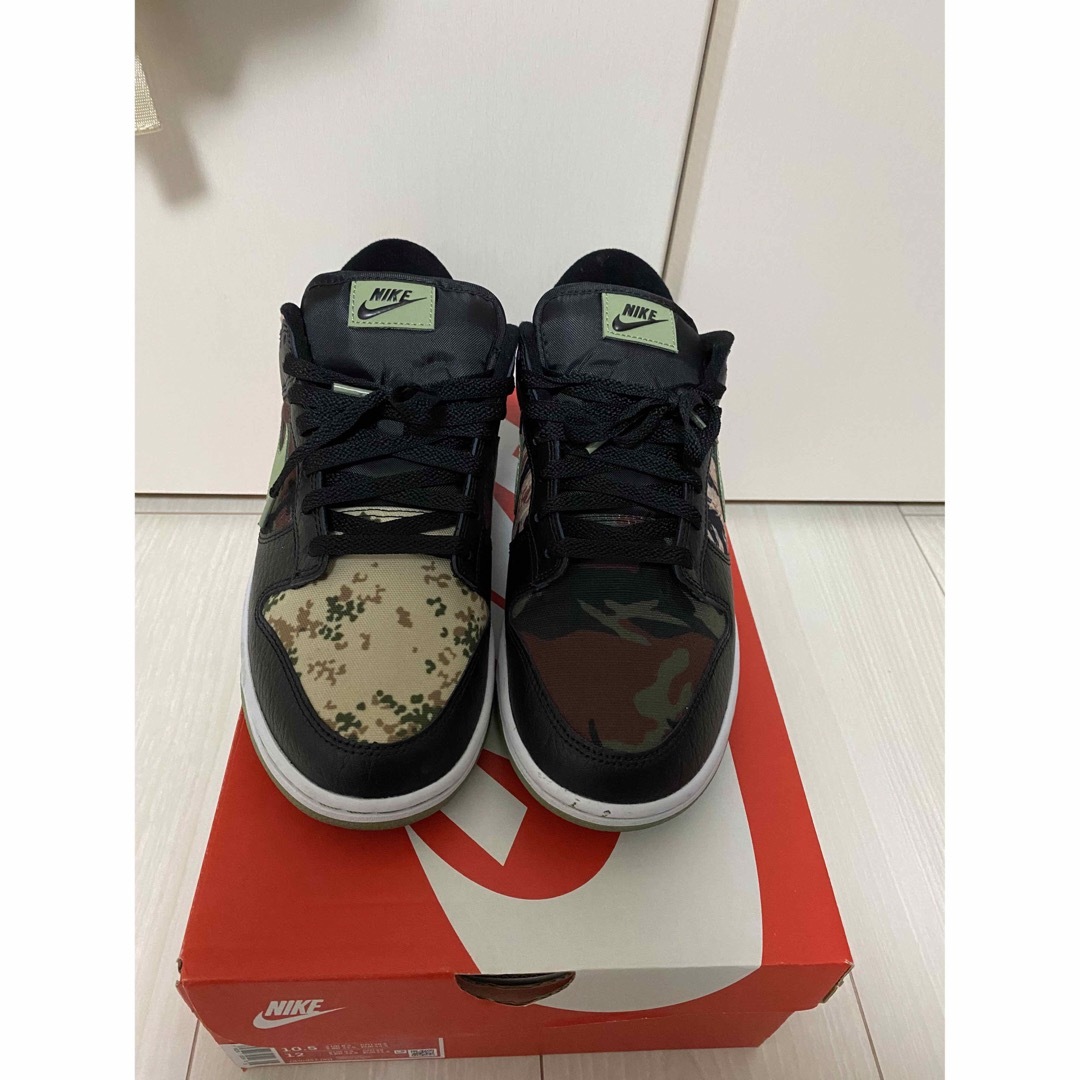 人気の新製品 NIKE DUNK LOW SE BLACK MULTI CAMO スニーカー www