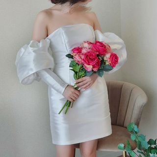 ウェディングドレス ミニ丈 インポート パフスリーブ 結婚式 前撮り
