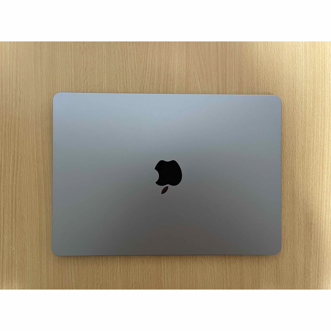 未使用に近い　Macbook Air M2 13.6インチ 2022