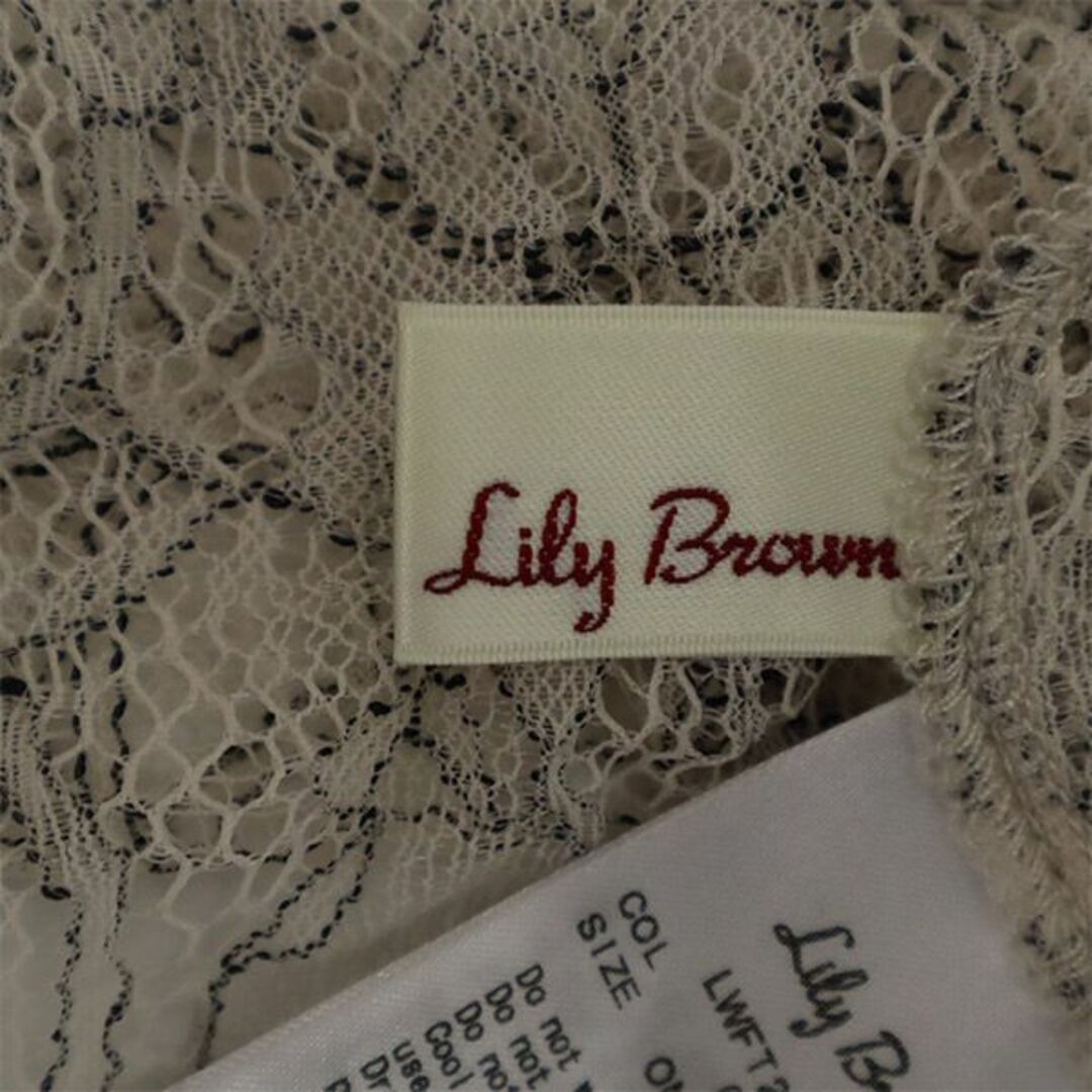 Lily Brown(リリーブラウン)のリリーブラウン レース タックデザインレーストップス ONE SIZE ホワイト Lily Brown LWFT202015 レディース 【中古】  【230818】 メール便可 レディースのトップス(カットソー(半袖/袖なし))の商品写真