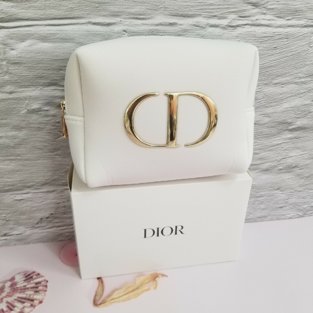 新品》Dior ディオール ノベルティポーチ ゴールド - ポーチ