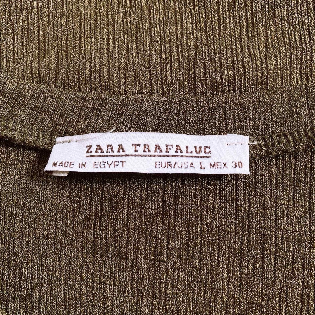 ZARA(ザラ)の半袖トップス　ブラウス　カットソー レディースのトップス(カットソー(半袖/袖なし))の商品写真