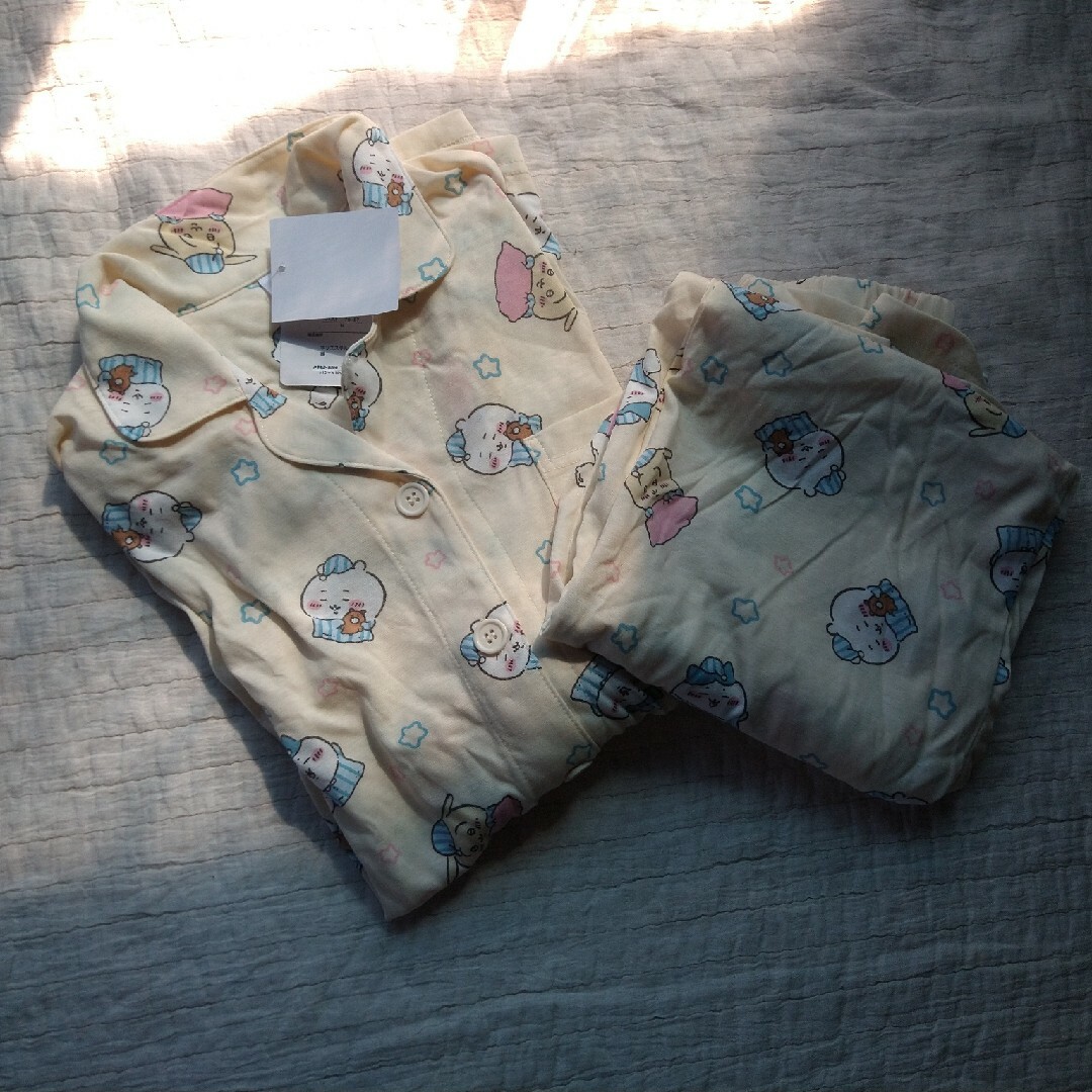 しまむら(シマムラ)のちいかわ　パジャマ　七分袖 レディースのルームウェア/パジャマ(パジャマ)の商品写真