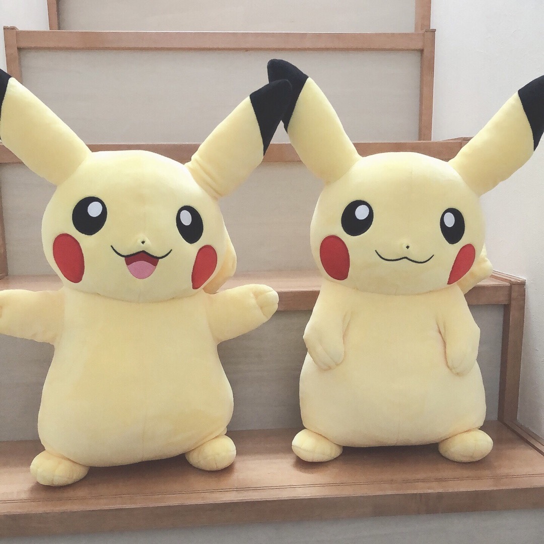 ポケモン 等身大ピカチュウ 2体セット