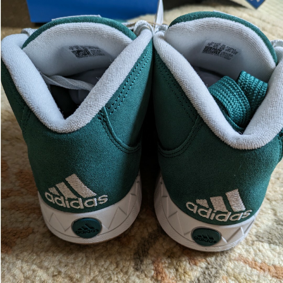 adidas(アディダス)のすっぱまん様専用ADIDAS ADIMATIC MID ATMOS 25.0CM メンズの靴/シューズ(スニーカー)の商品写真