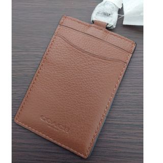 コーチ(COACH)の新品・未使用 COACH パスケース ブラウン(パスケース/IDカードホルダー)